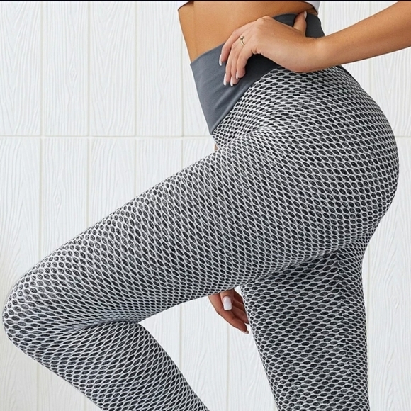 NWT - Vogue Active - Booty Leggings - Picture 5 of 10
